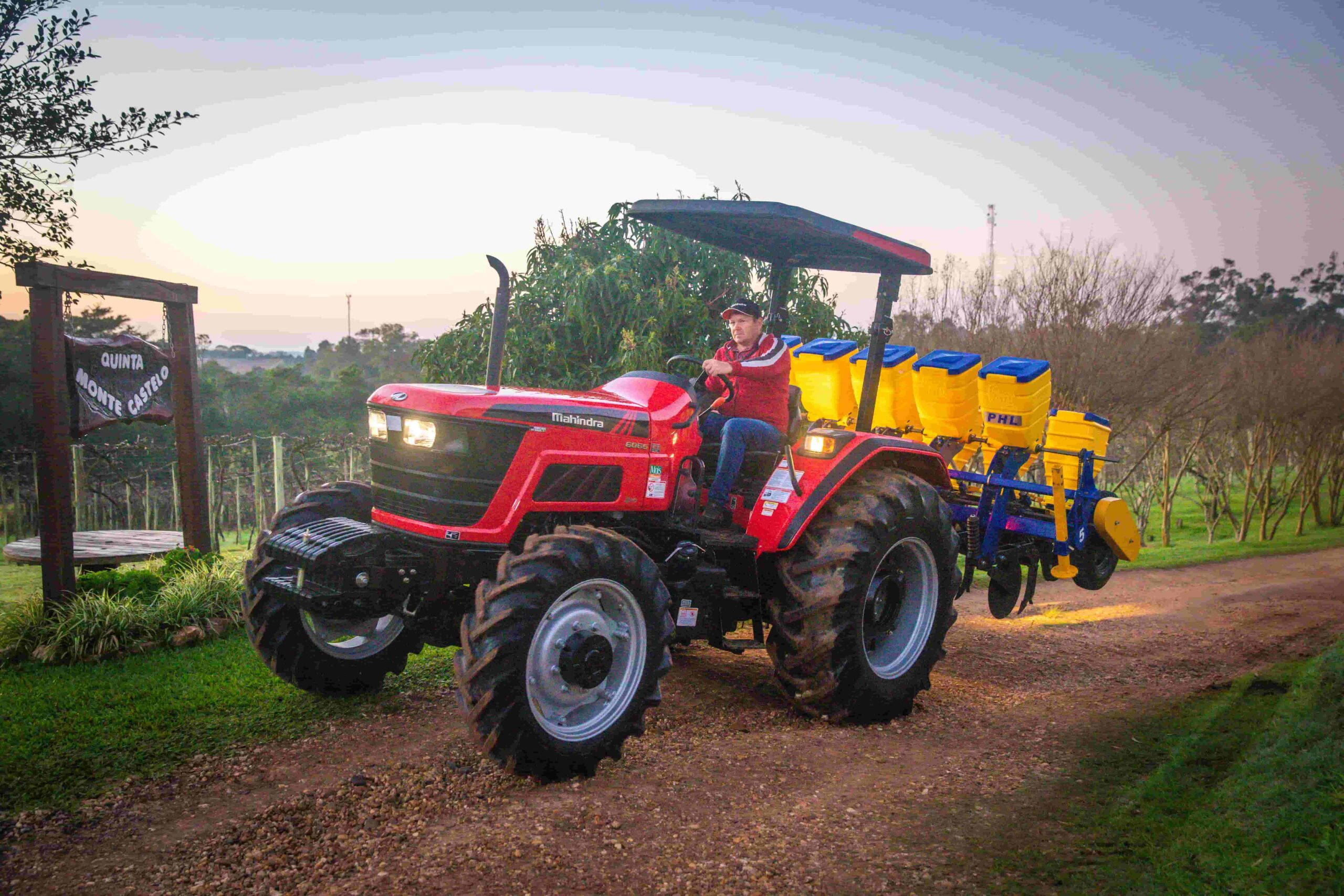 02AGO2023 - Mahindra 6065 - 004