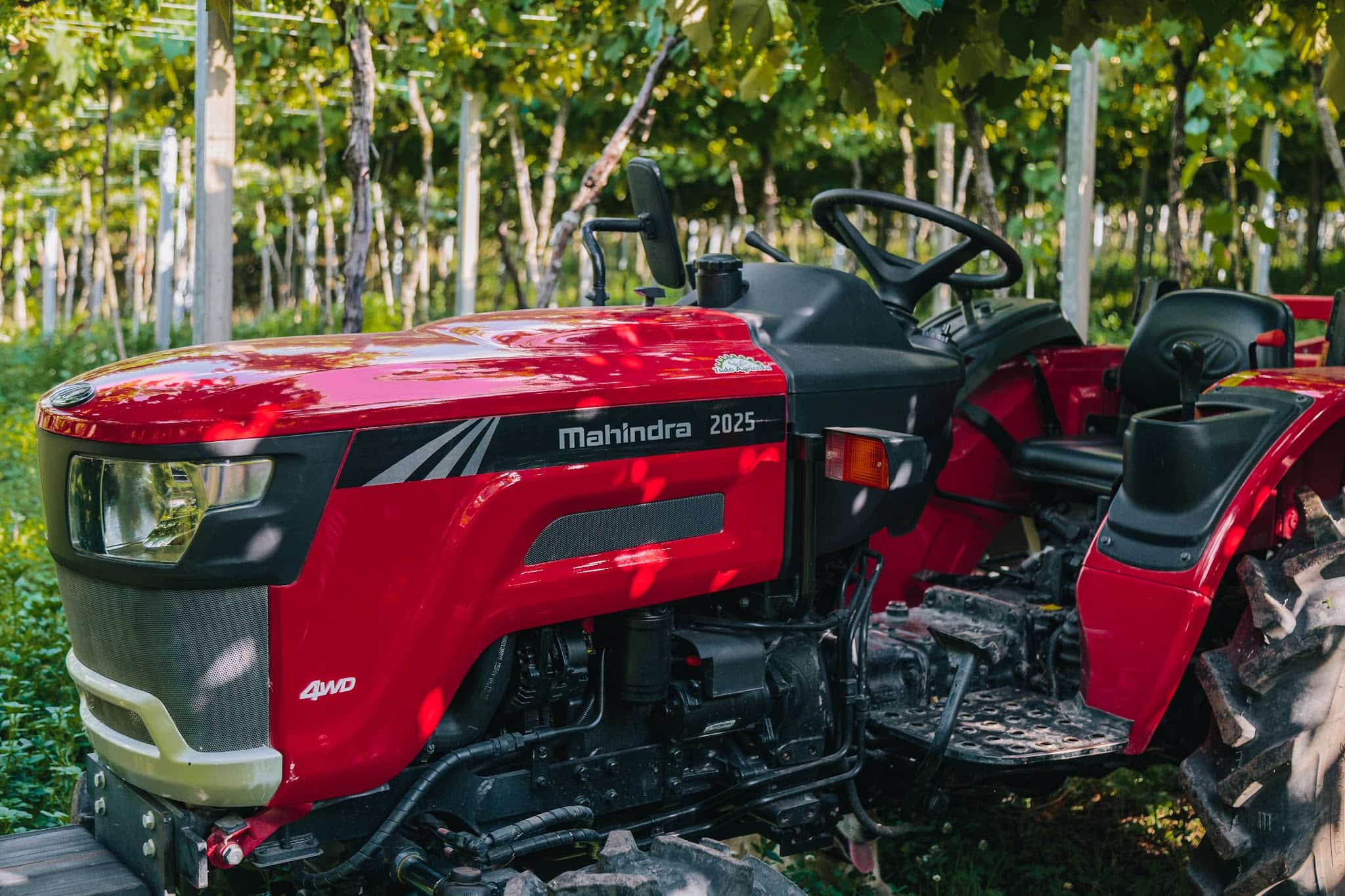 Mahindra-334 (1)